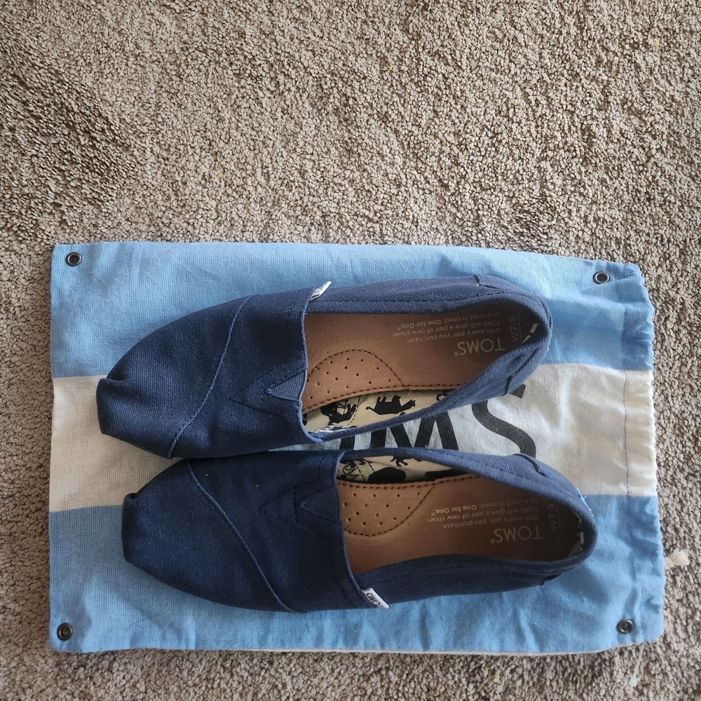 TOMS Women's Deep Blue Alpargata Canvas Loafers